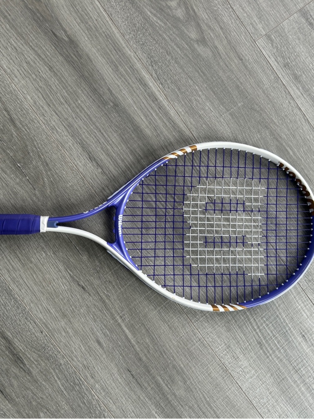 Wilson Tennis Racquet and Bag - Picture 4 of 4